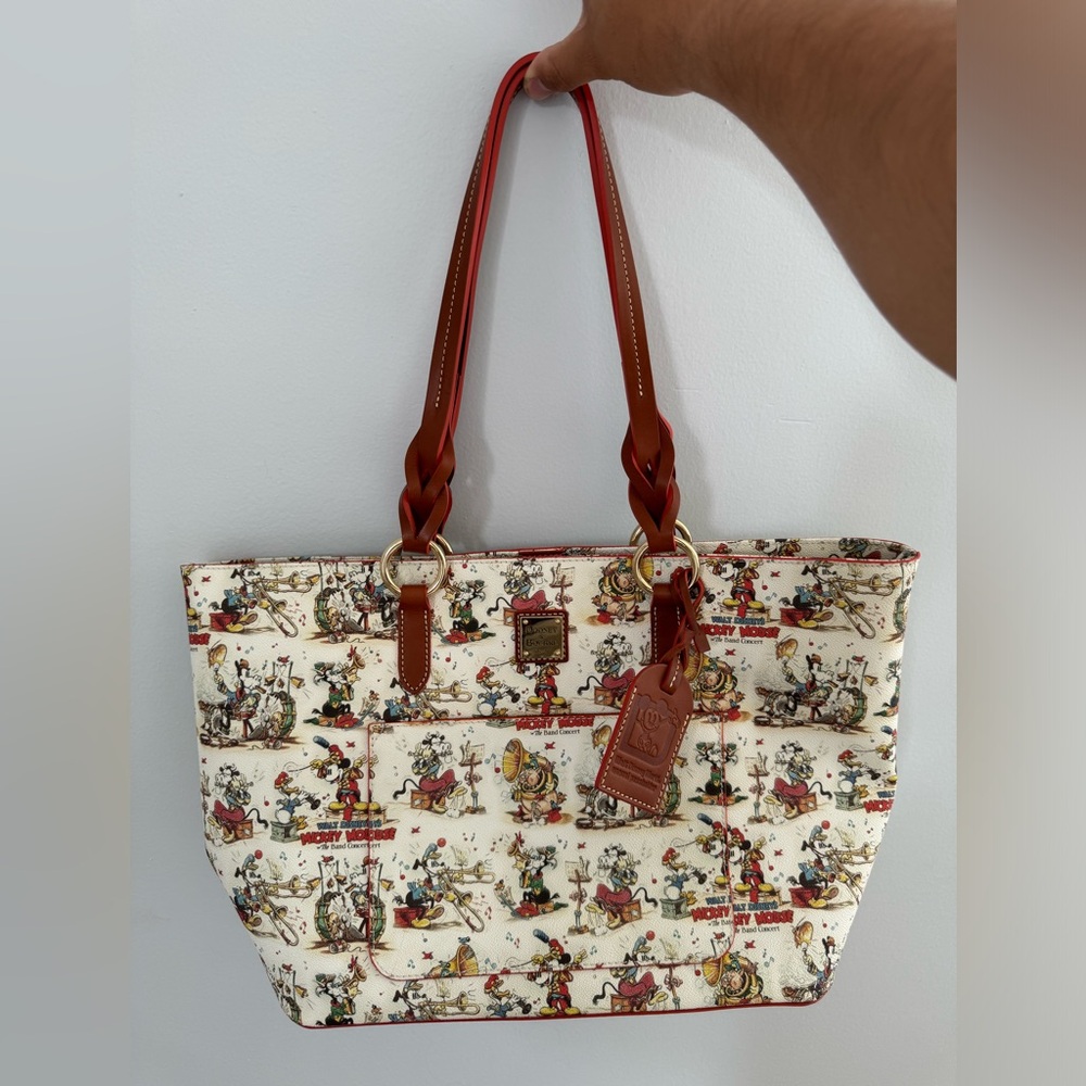 Mickey Mouse The Band Concert Dooney & Bourke Tote  Disney World Park Passholder